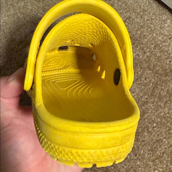 Kids Yellow Crocs - Picture 7 of 10